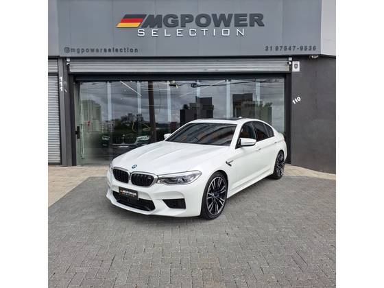 BMW M5 4.4 V8 TWIN POWER M XDRIVE STEPTRONIC